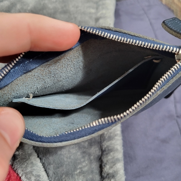 Shinola Zip Pouch holder. - Picture 4 of 6